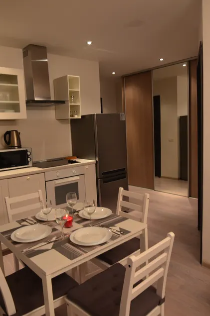 Apartments with balcony near Ozo Park - Image 1