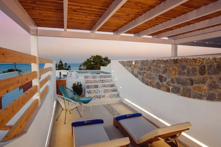 Mylos Luxury Escape Villa - Image 1