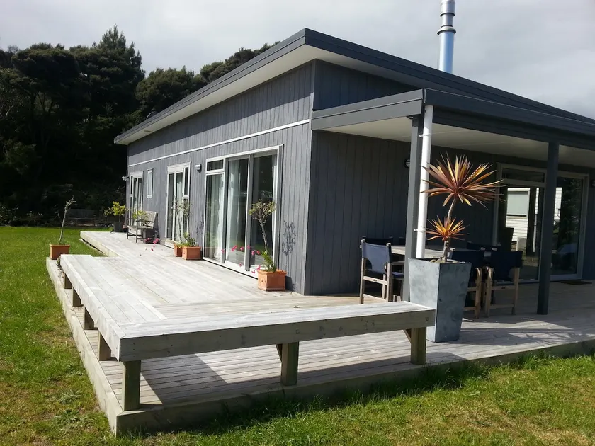 Hyggeligt Mangawhai House - Image 1