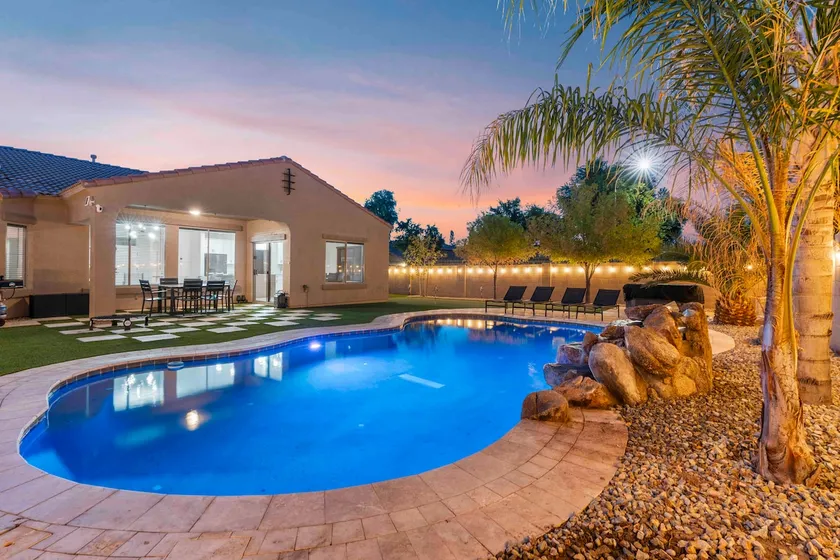 Family Getaway W/Heated Pool & Outdoor Theater - Image 1