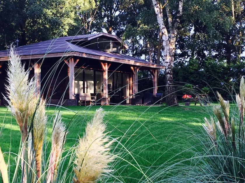 Little WELLNESS house on the prairie - Image 1