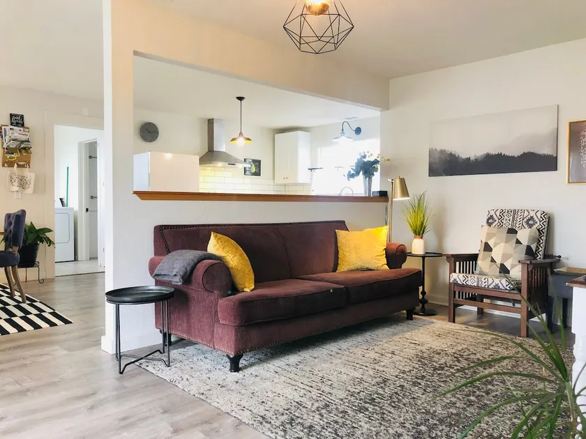 Light and Bright Downtown Arcata Home - Image 1