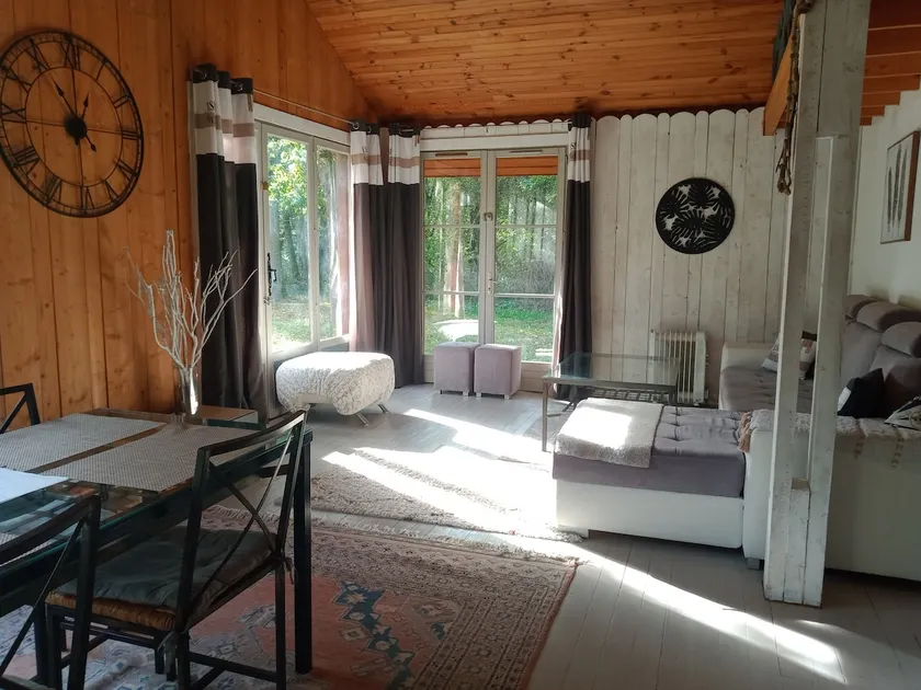 Cottage in the forest, deer call - Image 1