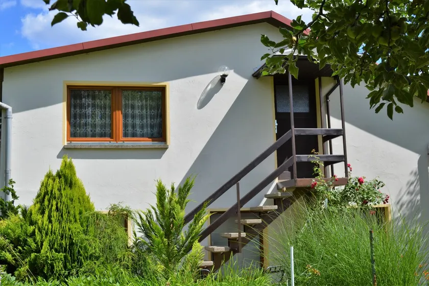 Quiet apartment with terrace on the edge of Saxon Switzerland - Image 1