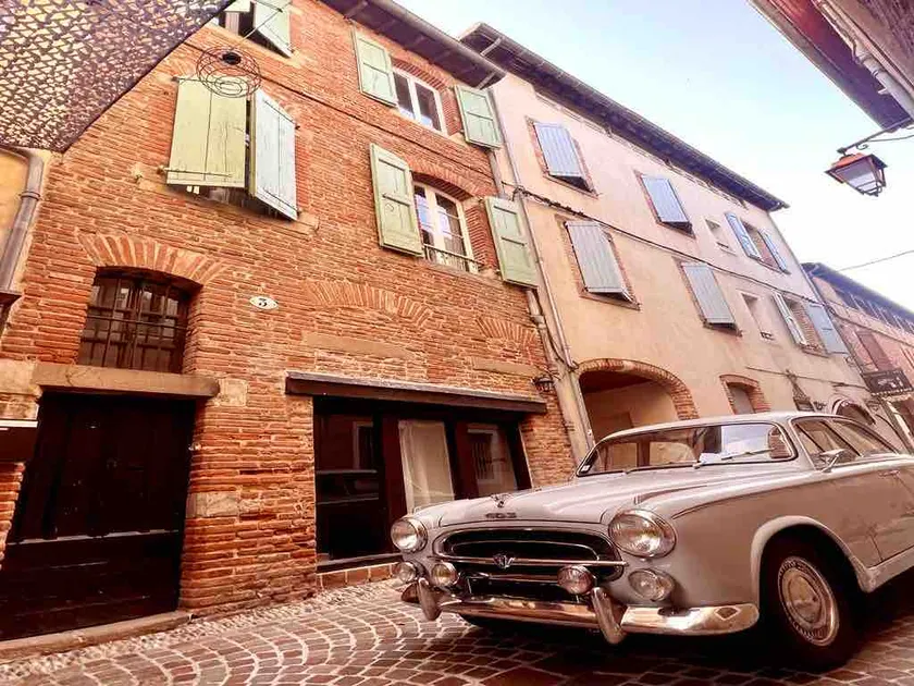 Medieval house – hypercenter – family-friendly – air-conditioned - Image 1