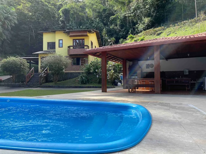 Caçador Farmhouse - Image 1