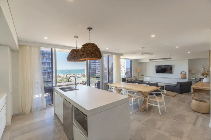 Suite 9, Level 3 | Astina Suites Forster - Image 1