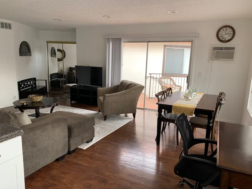 AlgodonMyLove, Apt-C 2 bdr in 4 Units Building - Image 1