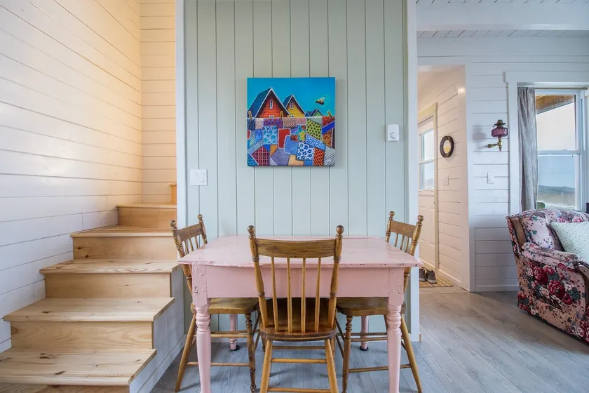 Annie's Place by the Inn! - Image 1