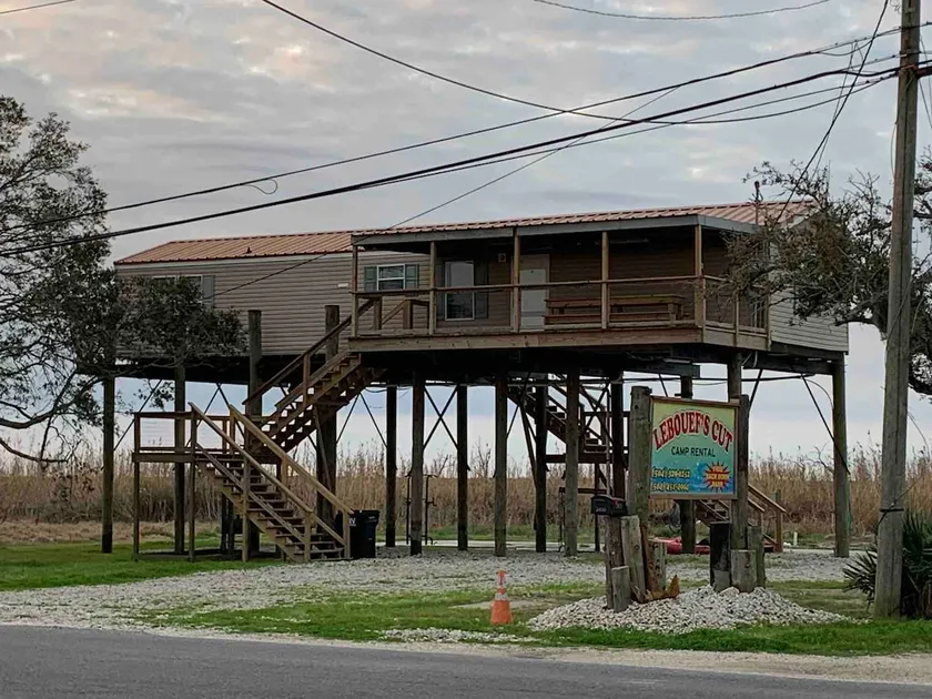 LeBouef’s Cut Camp Rental - Image 1