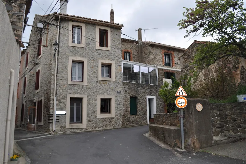 A charming village house - Image 1