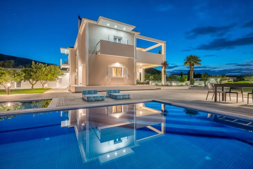 Ostria Luxury Villa - Image 1