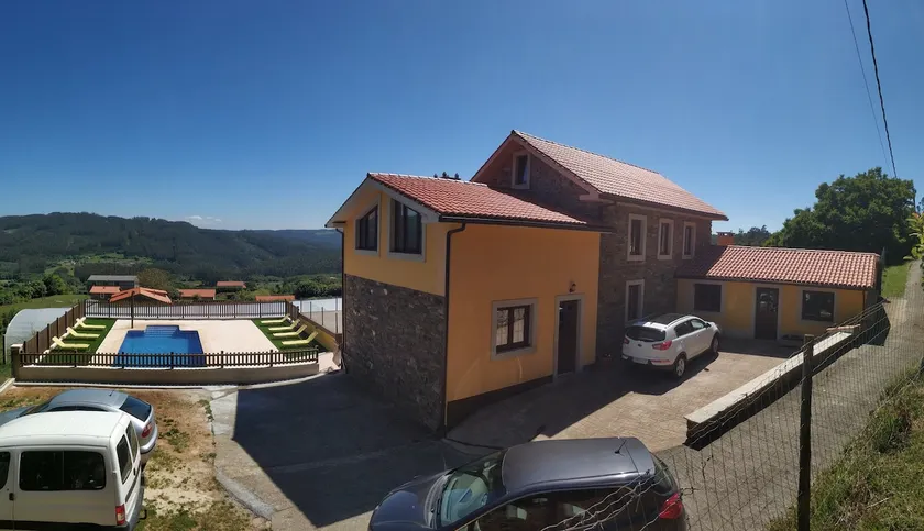 Country house with pool in Cedeira, A Coruña. - Image 1