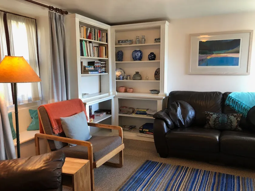 Seaside cottage in heart of picturesque village by the coast path and beaches - Image 1