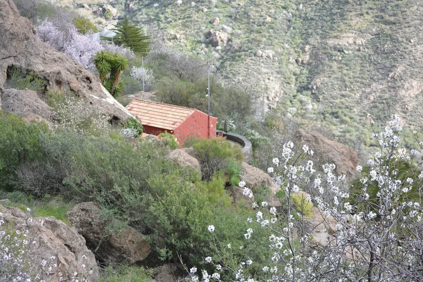 Lovely cave house the Pedregal - Image 1