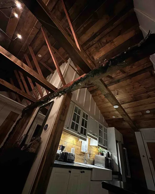 Sawdust city haus - Image 1