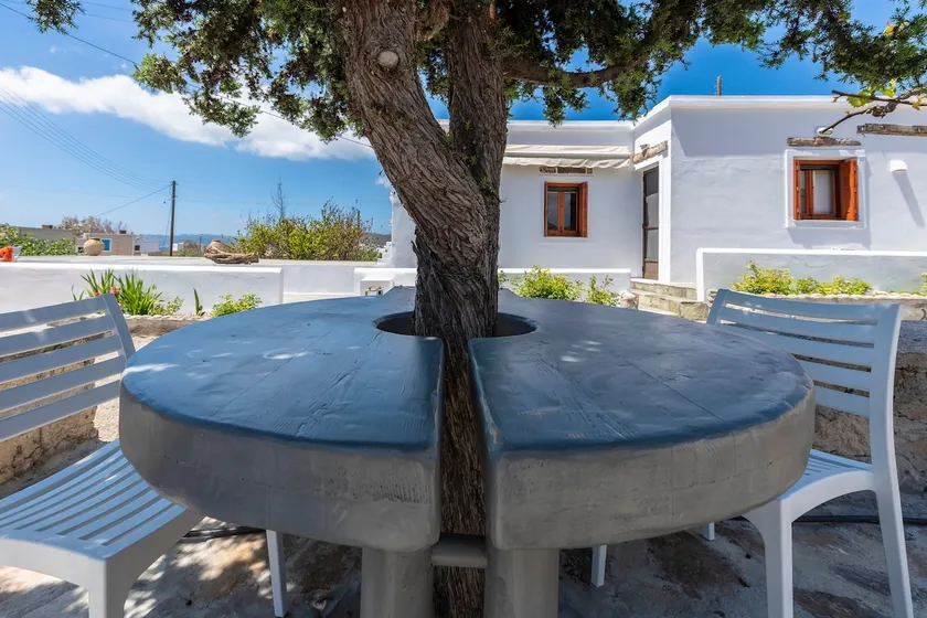 Madalena's Summer House - Image 1