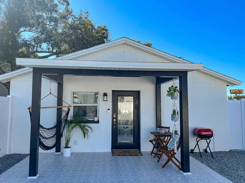 Private Casita in the Heart of Tampa - Image 1