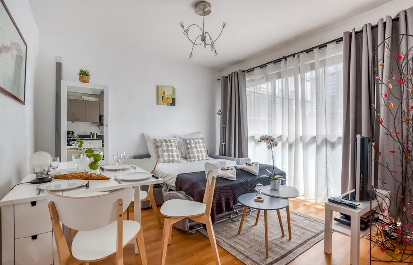 Confluence – Beautiful duplex with private parking (optional) in - Image 1