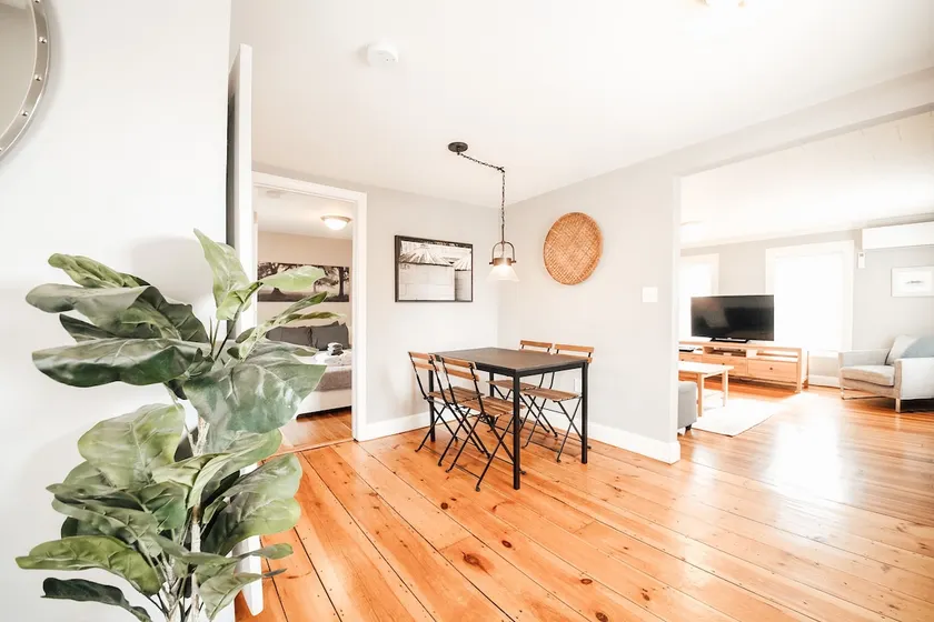 Cozy + Walkable • East End Getaway - Image 1