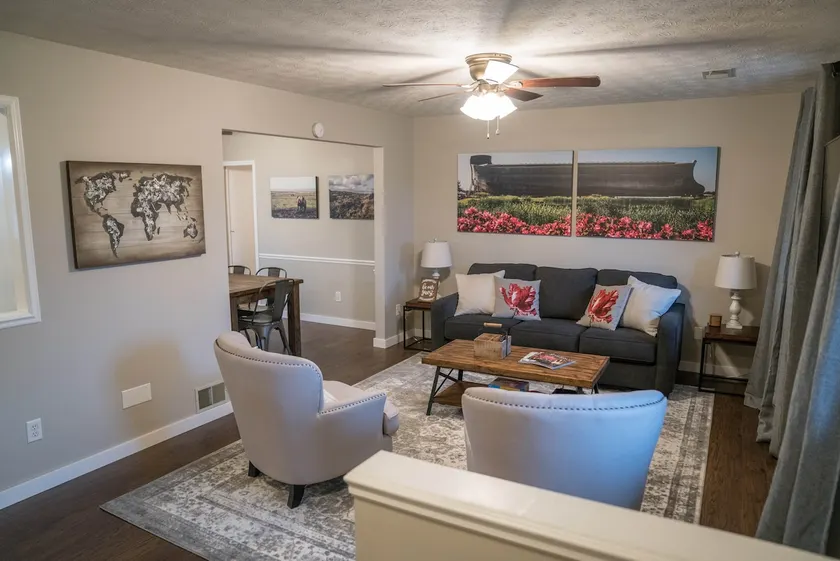The Roomy Ranch - Near Ark Encounter - Image 1