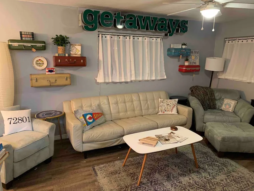 Amazing location! Cozy home away from home! - Image 1