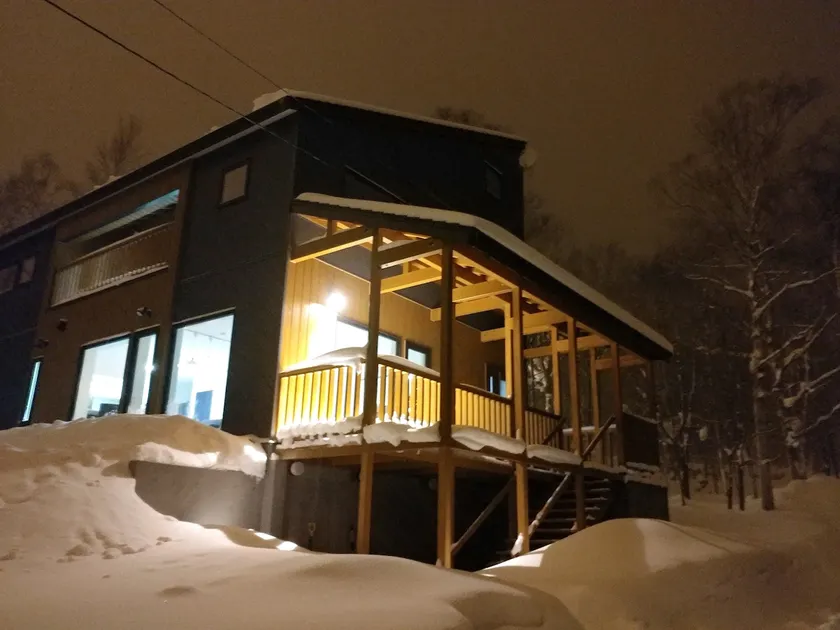 CLOUD9 Resort 5minutes walk,New&huge - Image 1