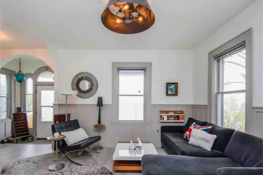 Mahone Bay Ocean View 4BR Heritage House + Yard - Image 1