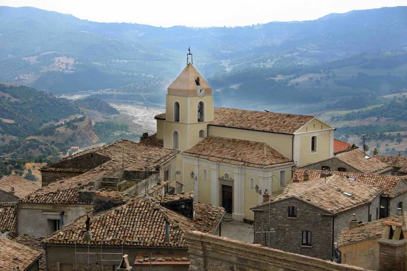 Lucanian views – Your refuge on the roof of the village - Image 1