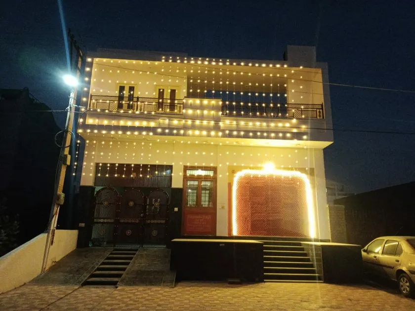 Salasar Sadan - Image 1