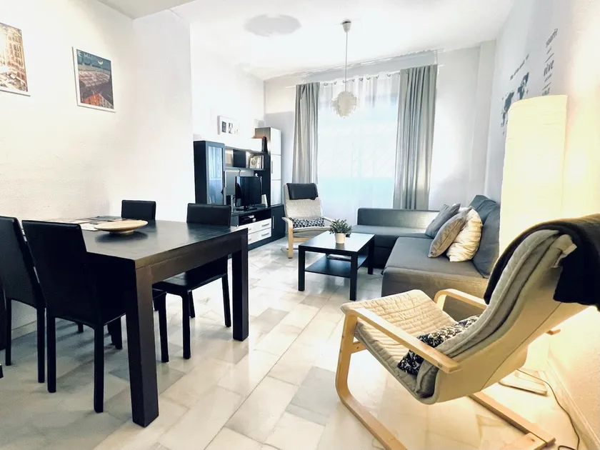 Apartamento Pintor Palomino - Image 1