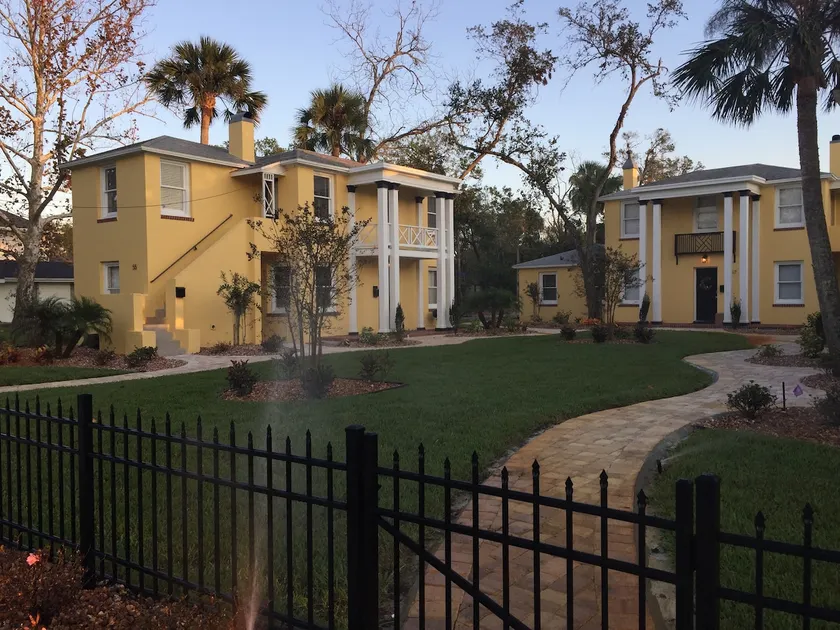 C6 Close to beaches, downtown, history, parking! - Image 1