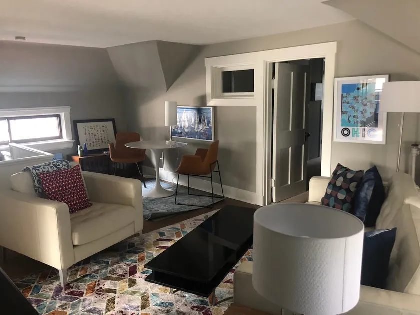Third Floor Apt. in Historic Home - Image 1