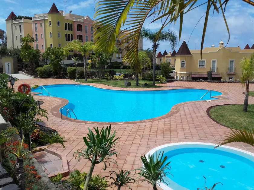 La Quinta Paradise - Image 1
