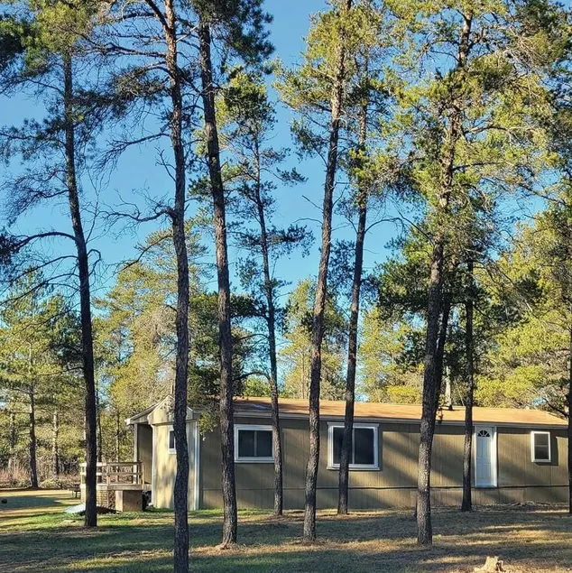Pine Acres Getaway - Image 1