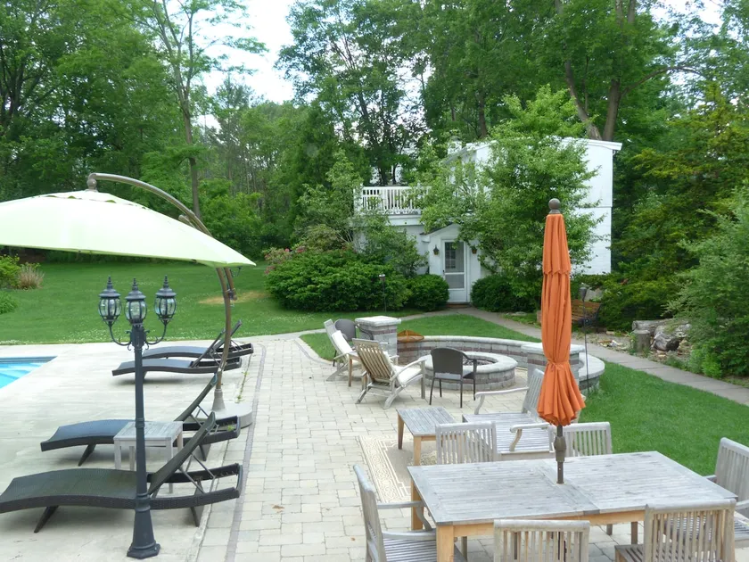 Charming 2-story private Guesthouse - Image 1