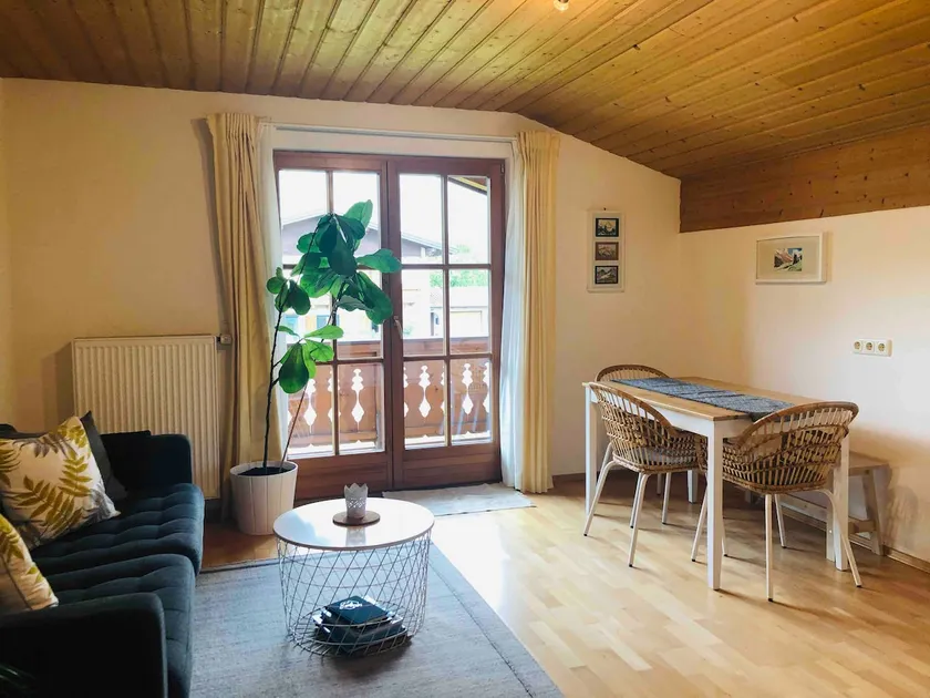 Mountain View apartment. - Image 1