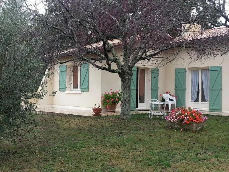 La Chêneraie Bed and Breakfast - Image 1
