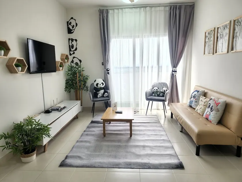 Netflix Quayside Sanctu 3B2R Rimbayu Kemuning City - Image 1