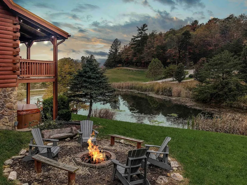 On The Rocks - RRG - Hot Tub - WiFi - Private Pond - Image 1