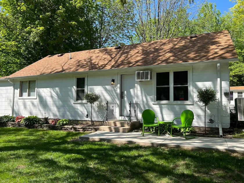 Countryside Cottage/Duplex Unit 7 - Image 1