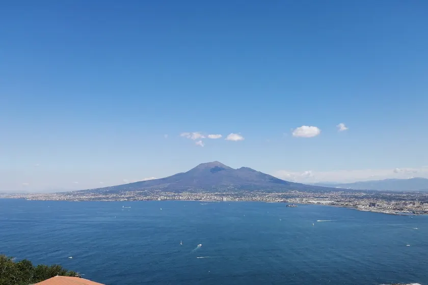 Home overlooking Vesuvius on the hills of Castellammare - Image 1