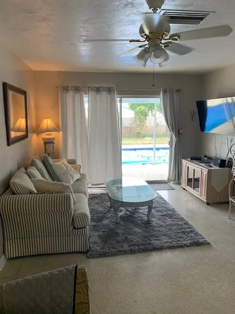 Great Florida Vacation Rental, Complete Home - Image 1