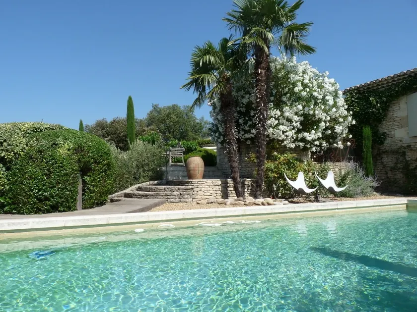 Le Petit Roucas with Garden - Image 1