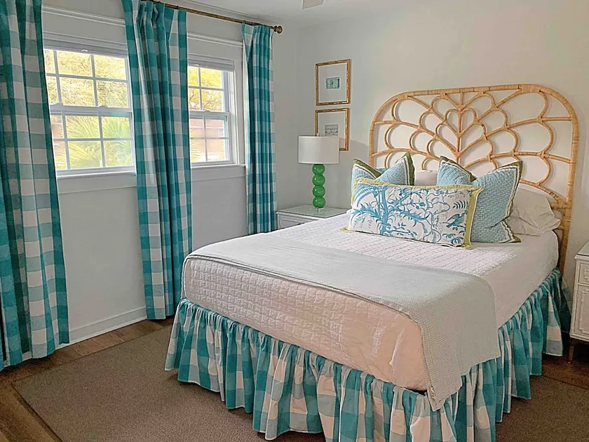 3BR Old Village | Pool + Near Shem Creek/Sullivans - Image 1
