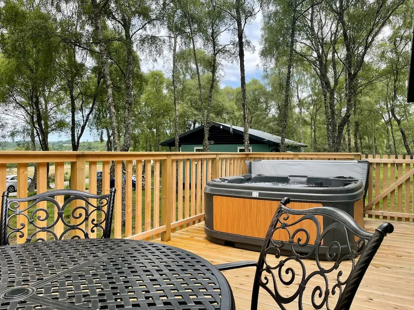 Fern Lodge 11 with Hot Tub - Image 1