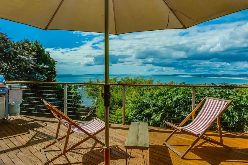 A must stay.... Panoramic ocean & mountain views! - Image 1