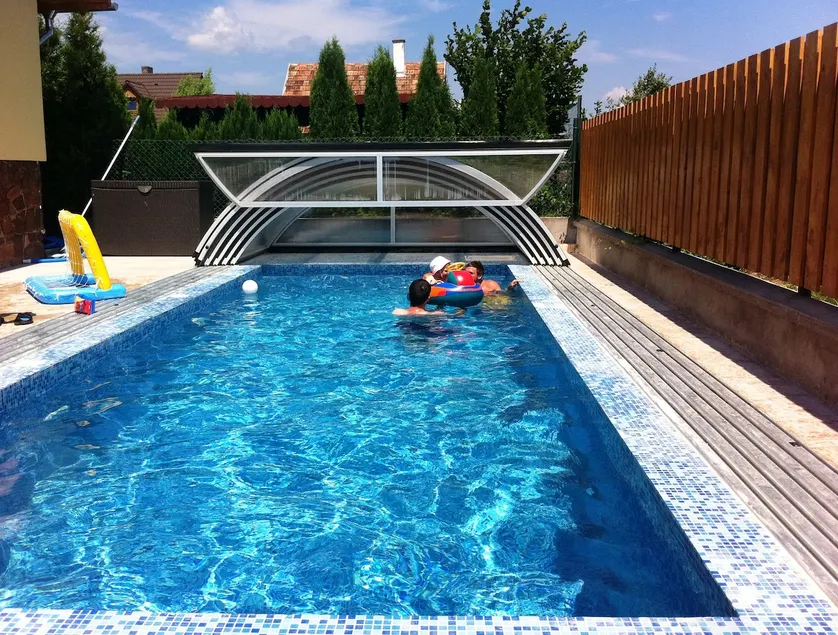 7 Bedroom Villa - Pool - Image 1