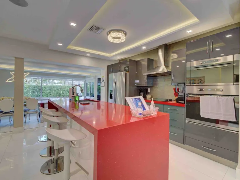 Modern House | Pool | Theater | Table games | 8bed - Image 1