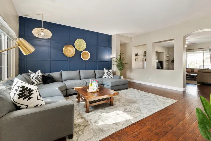 Gorgeous 4-Bedroom Home with Pool and Spa! - Image 1